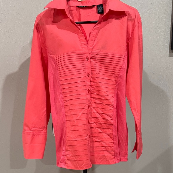 Zac & Rachel Tops - Zac & Rachel Button-Down Shirt